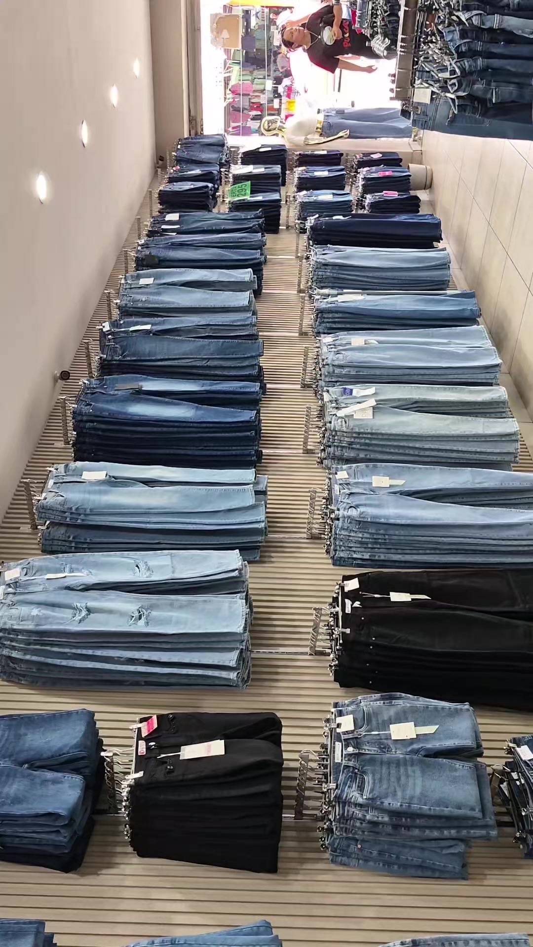 @Robinson y Woni Jeans