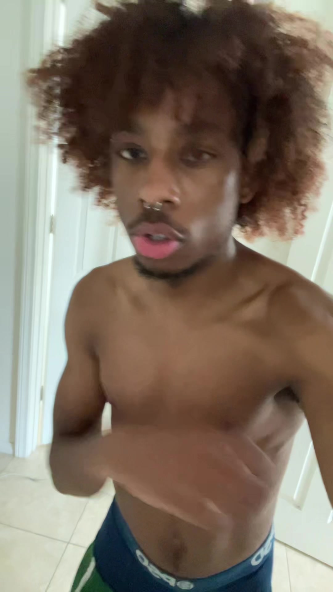 @Stainsforslimanesss