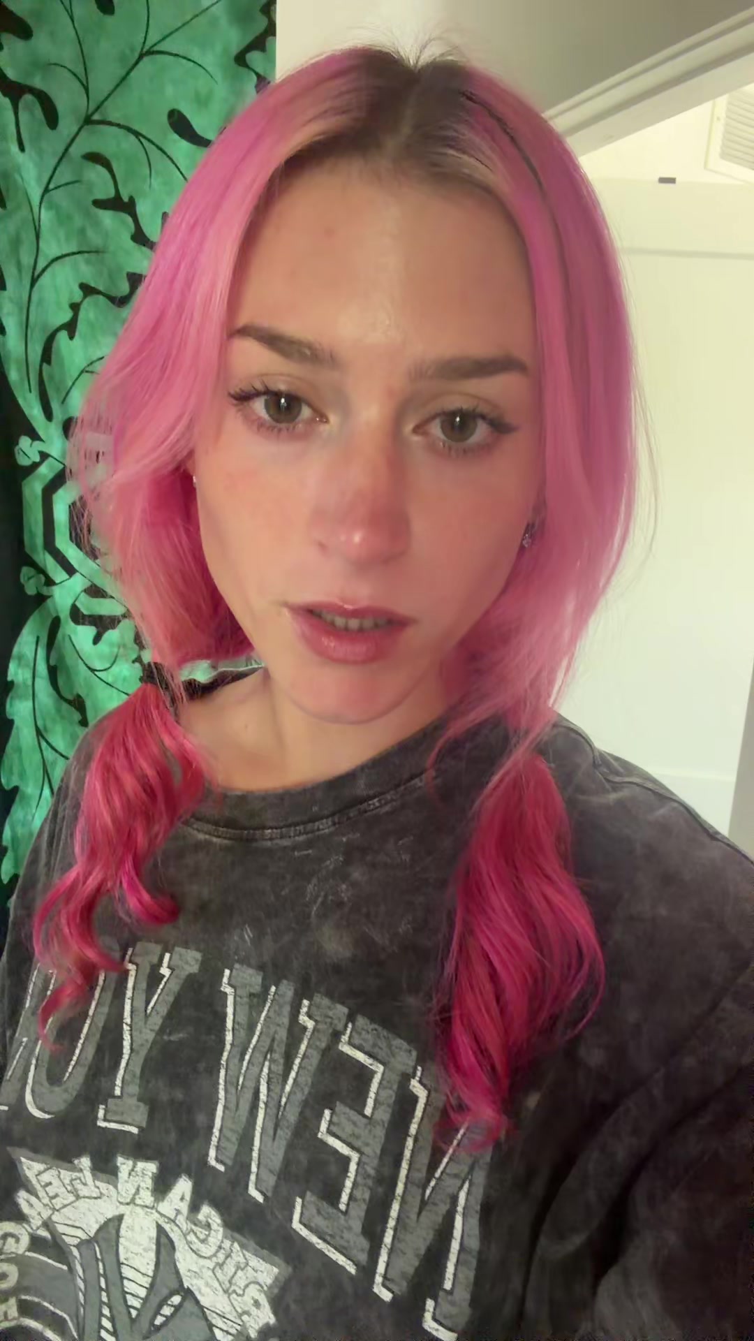 @GG