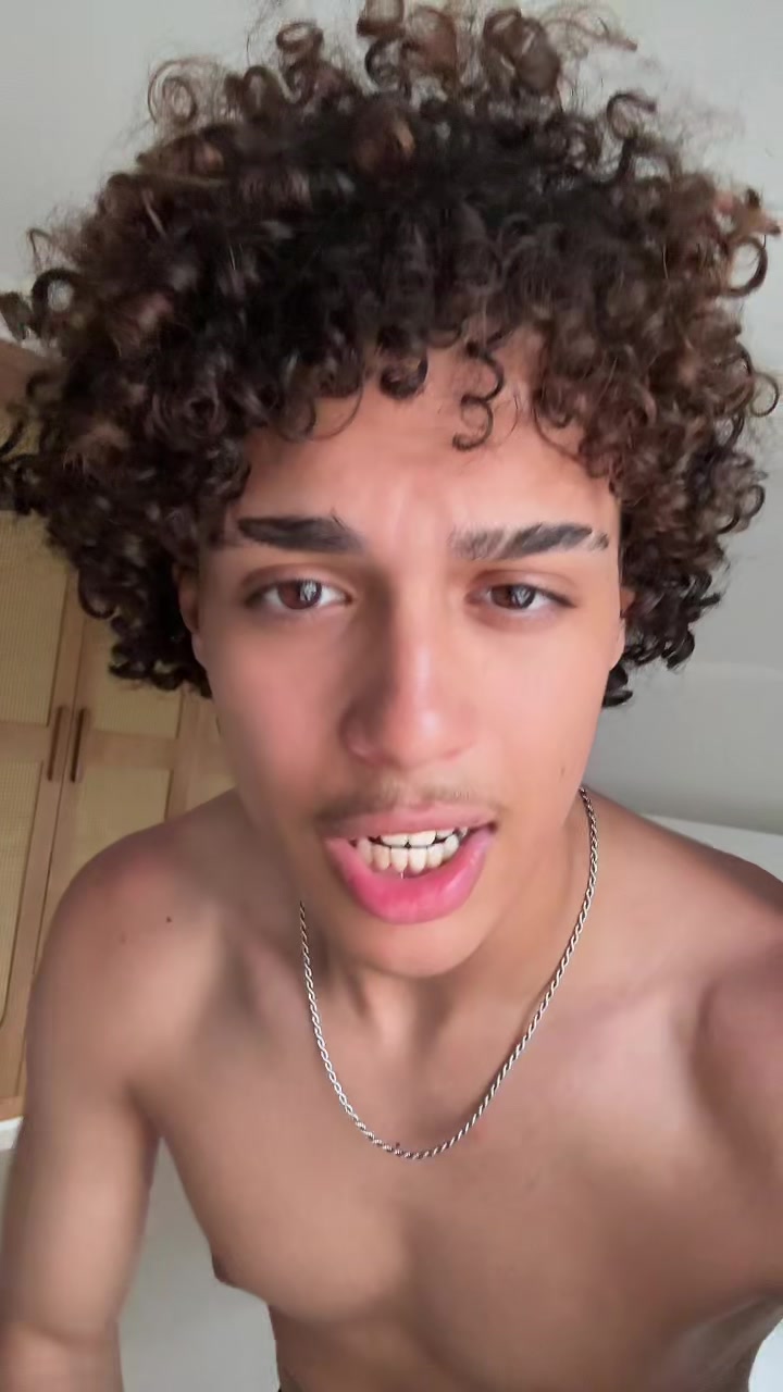 @Allo🏄🏽♂️