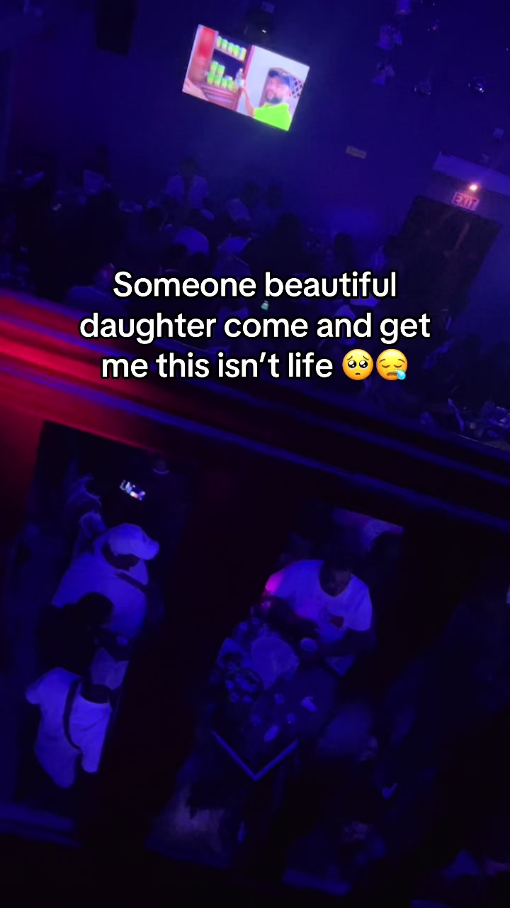 @Lemme see you boobies 🤕