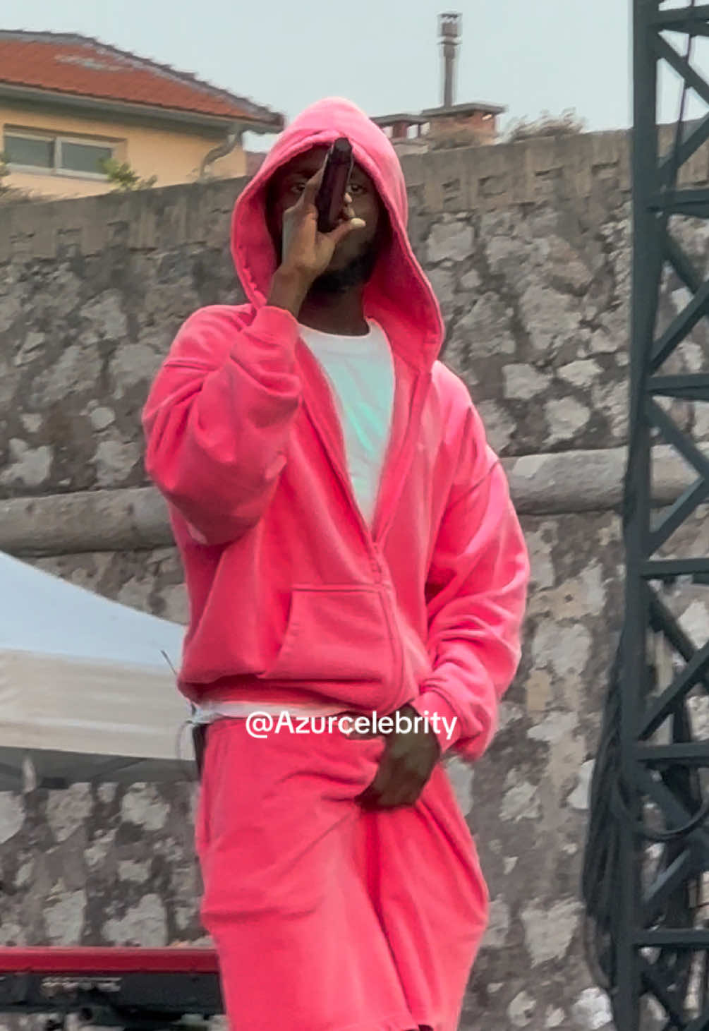 @azurcelebrity