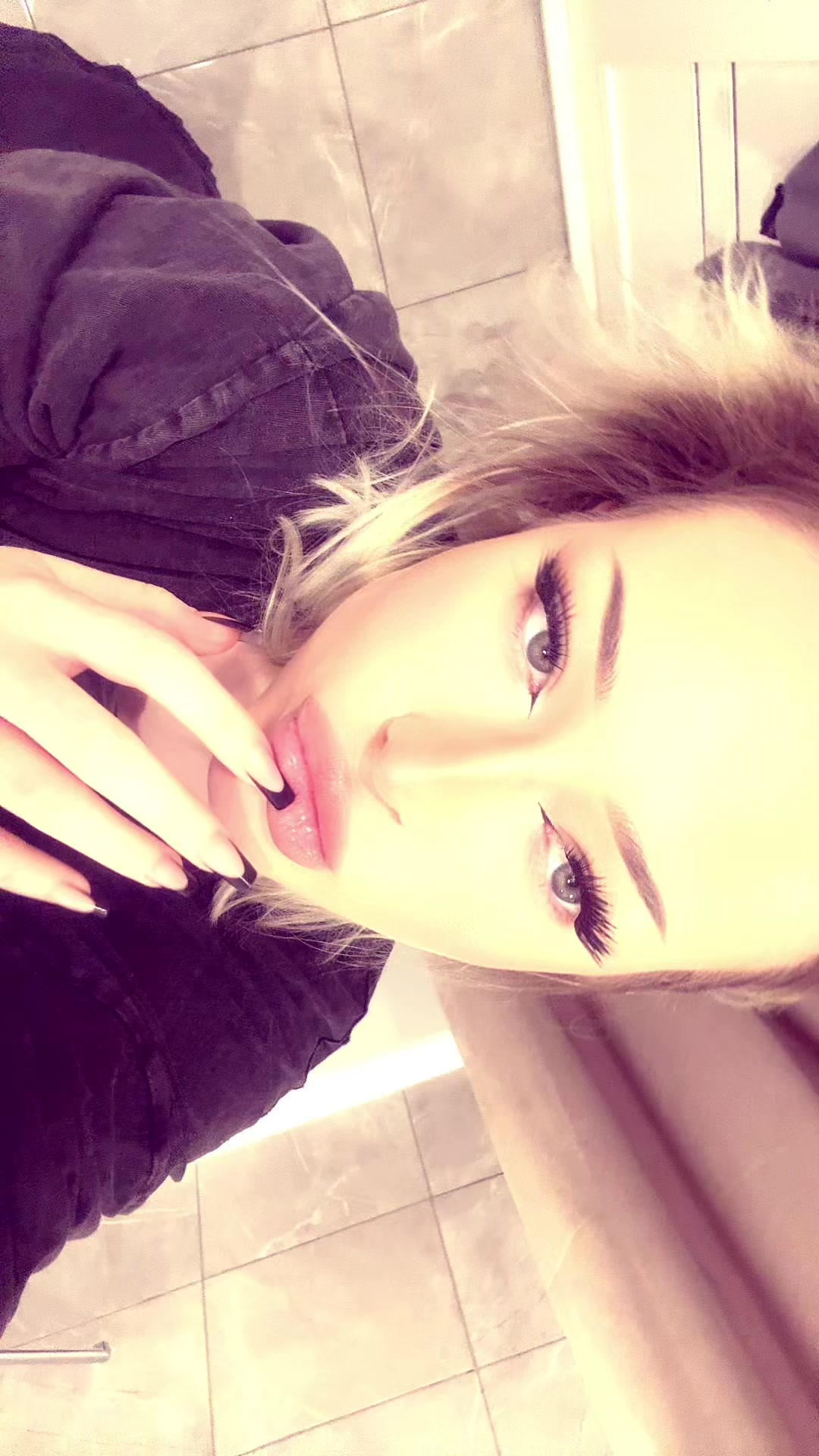@Анастасия 💋