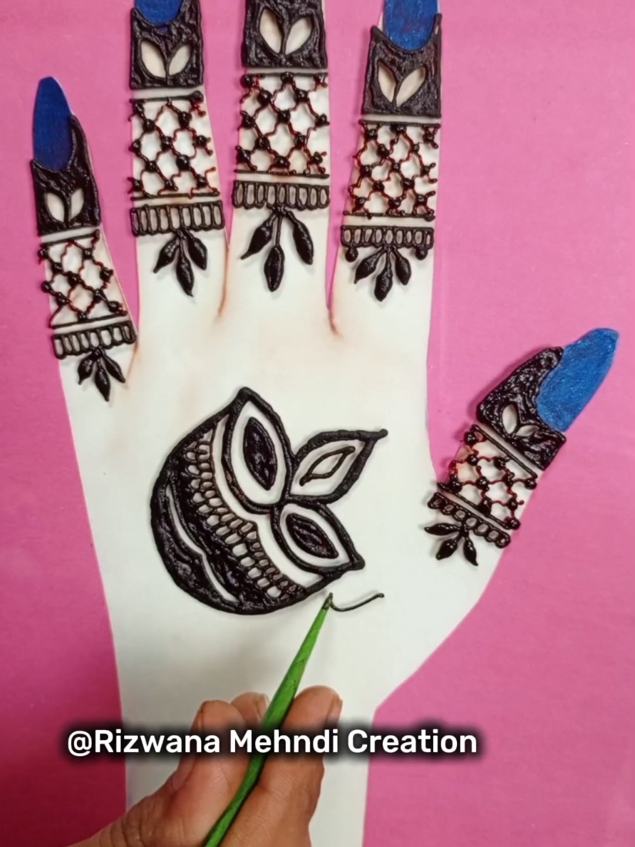 @Rizwana Mehndi Creation