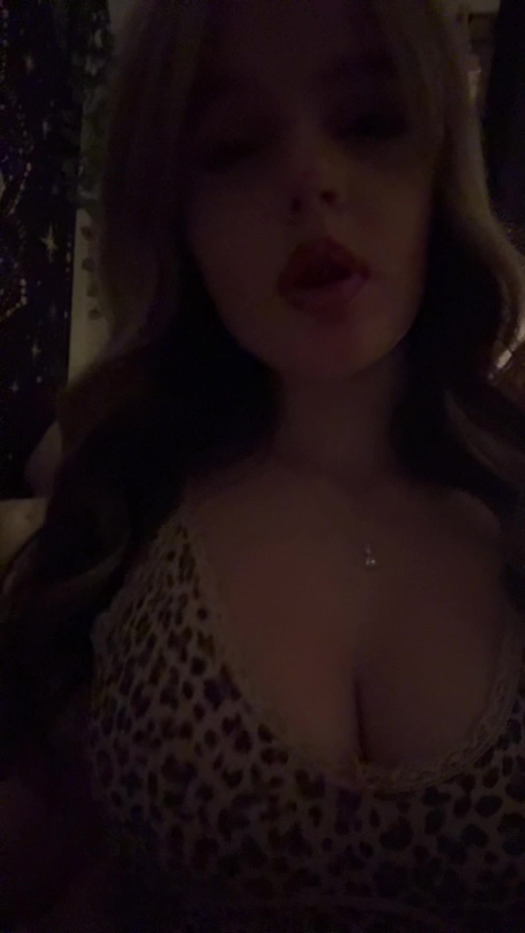 @Ella