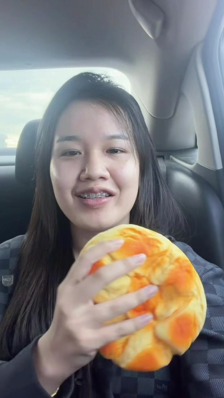 @𝓜 𝓲 𝓷 𝓽 🍒