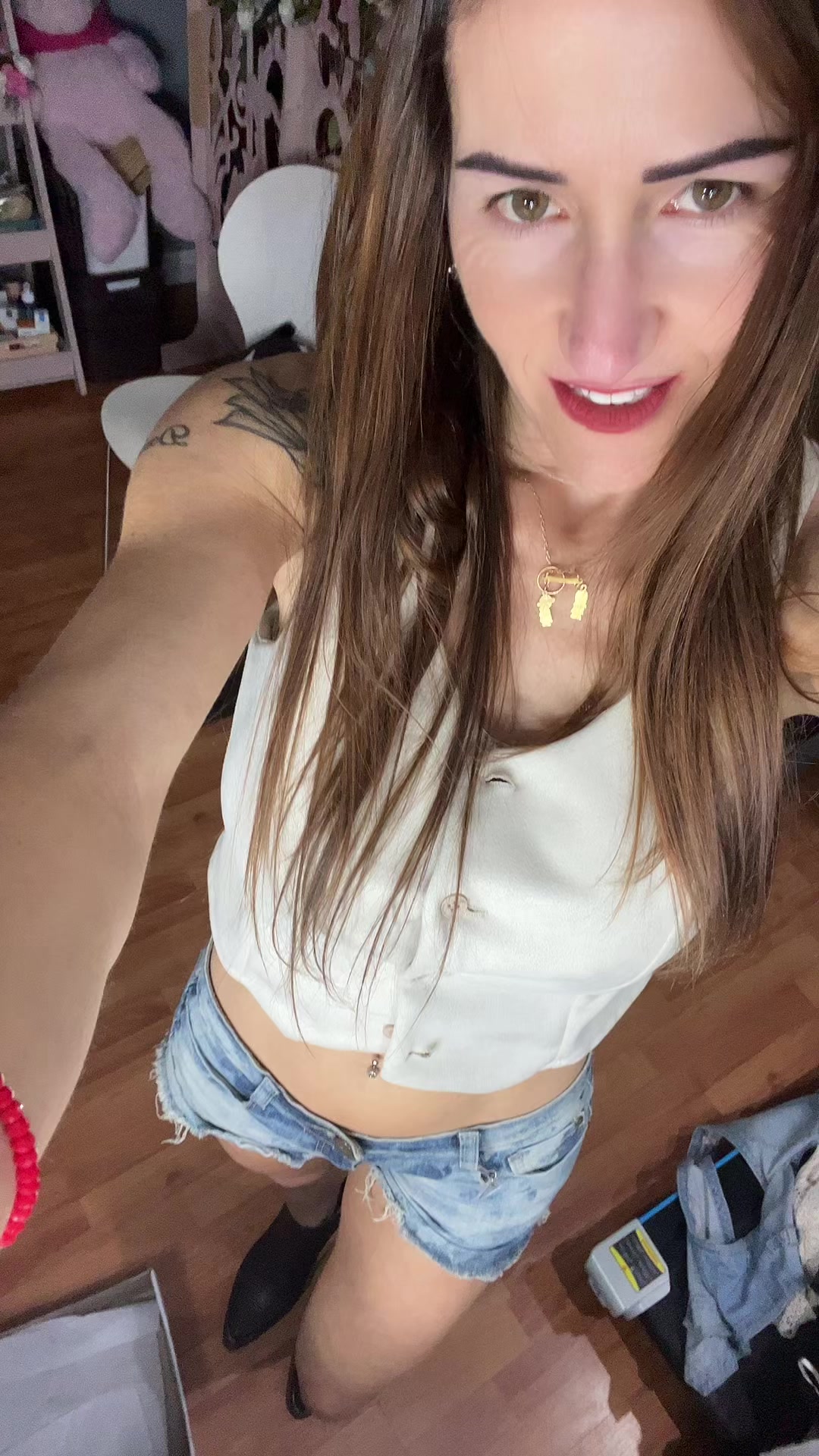 @Kari Victoria