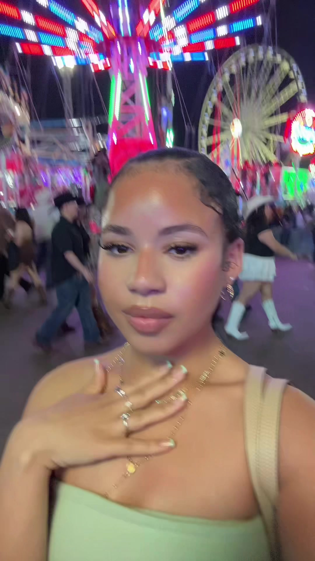 @pink alien