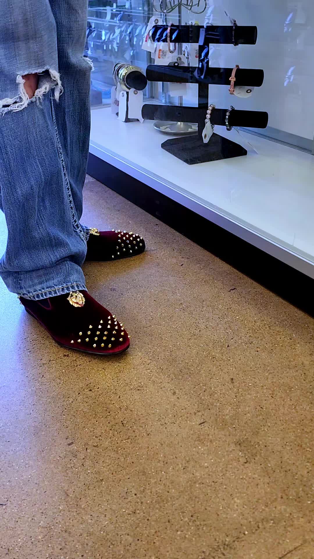 @1of1