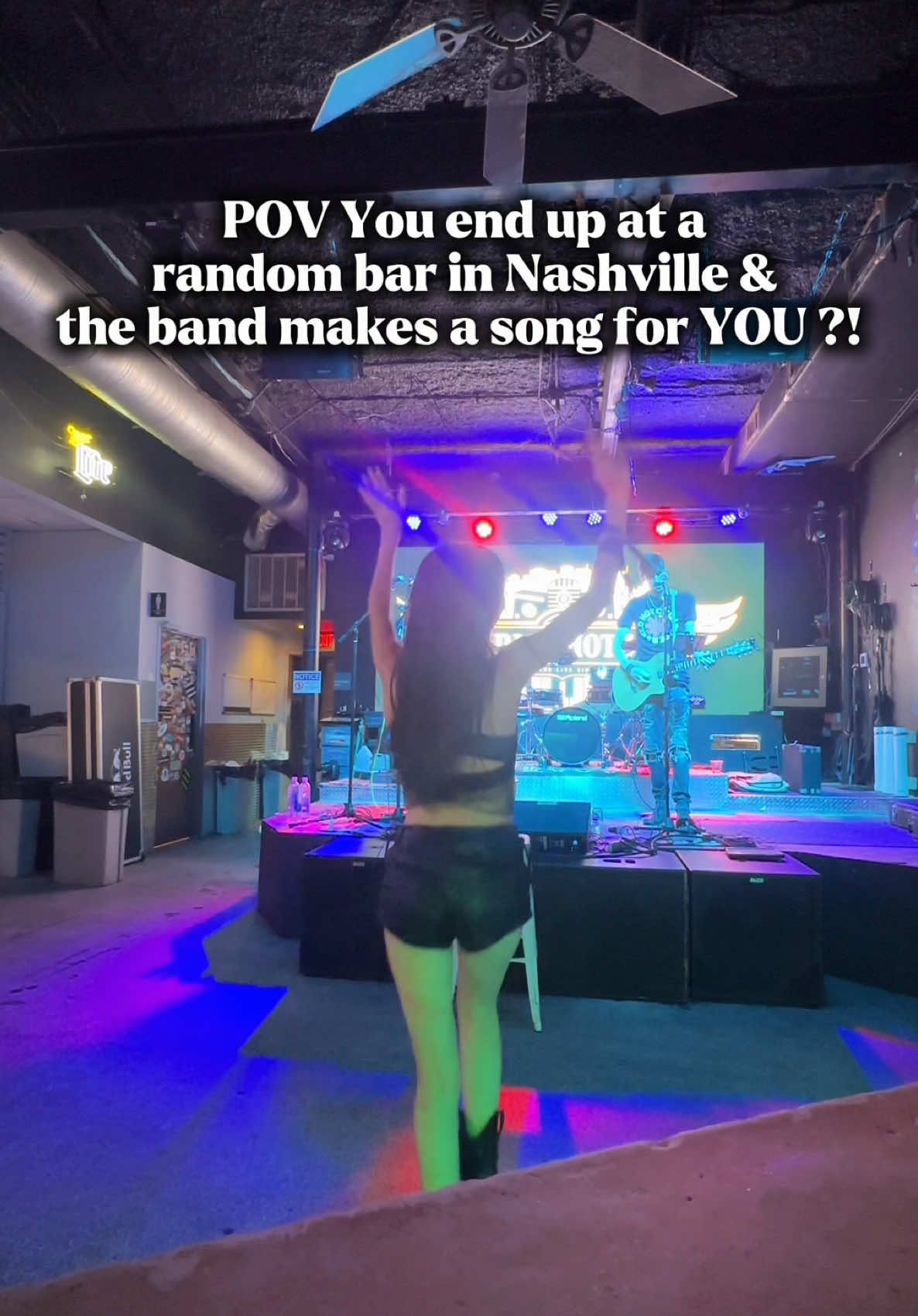 @ItsAlexisSimone