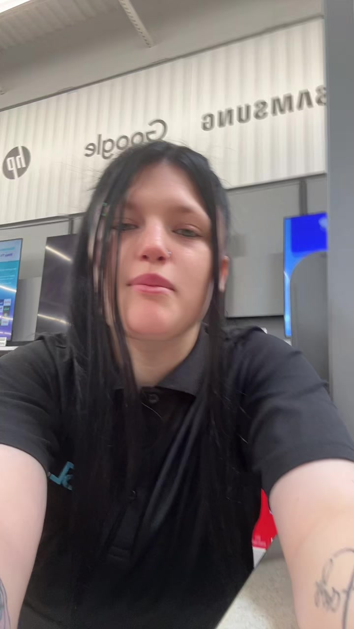 @blueyedkaylla21