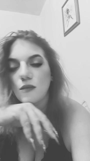 @SammieMay1992😈😝