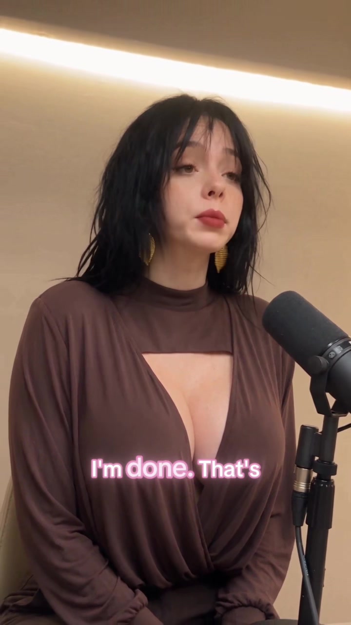 @Goth Girl Anna