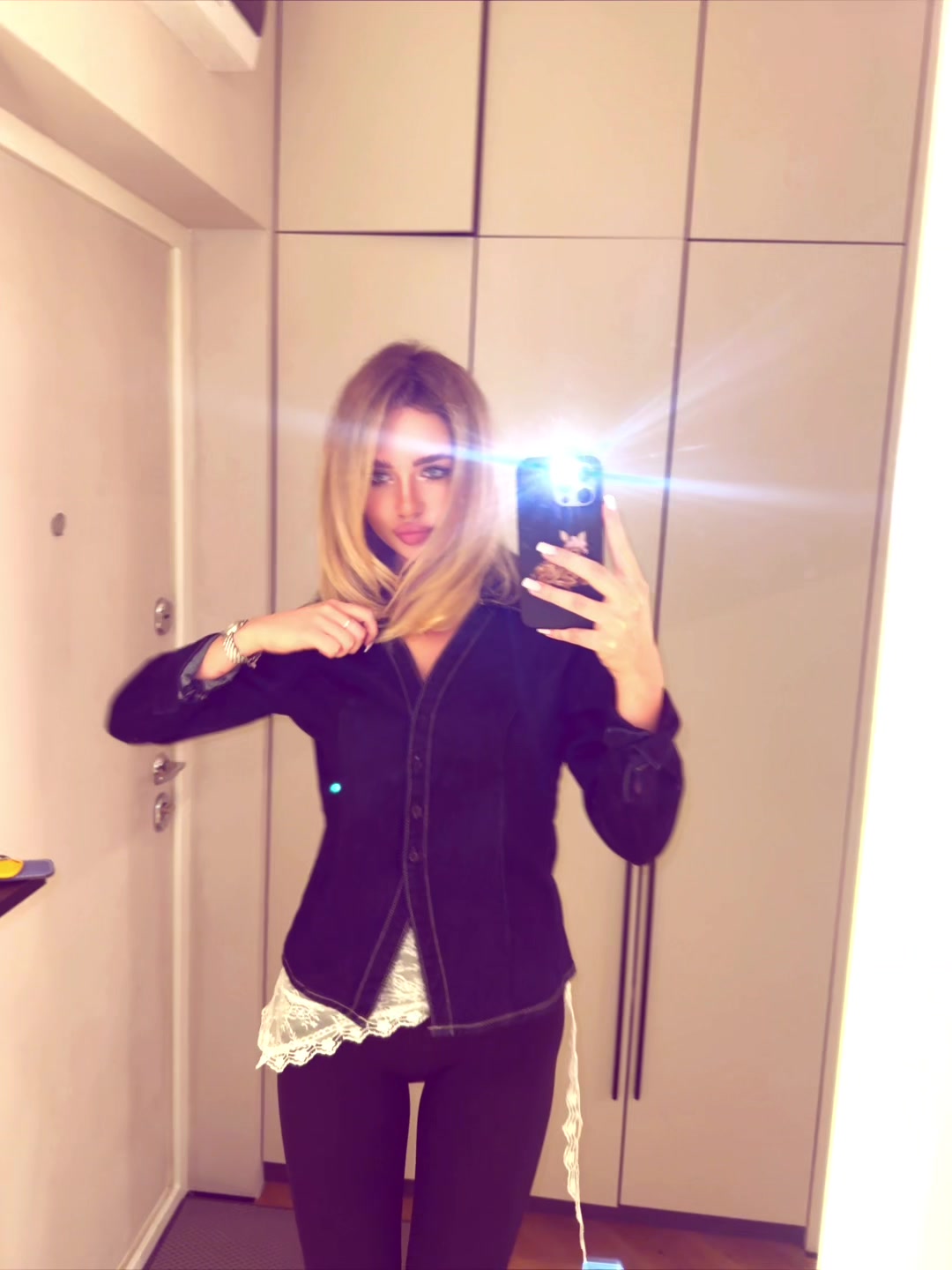 @babylika