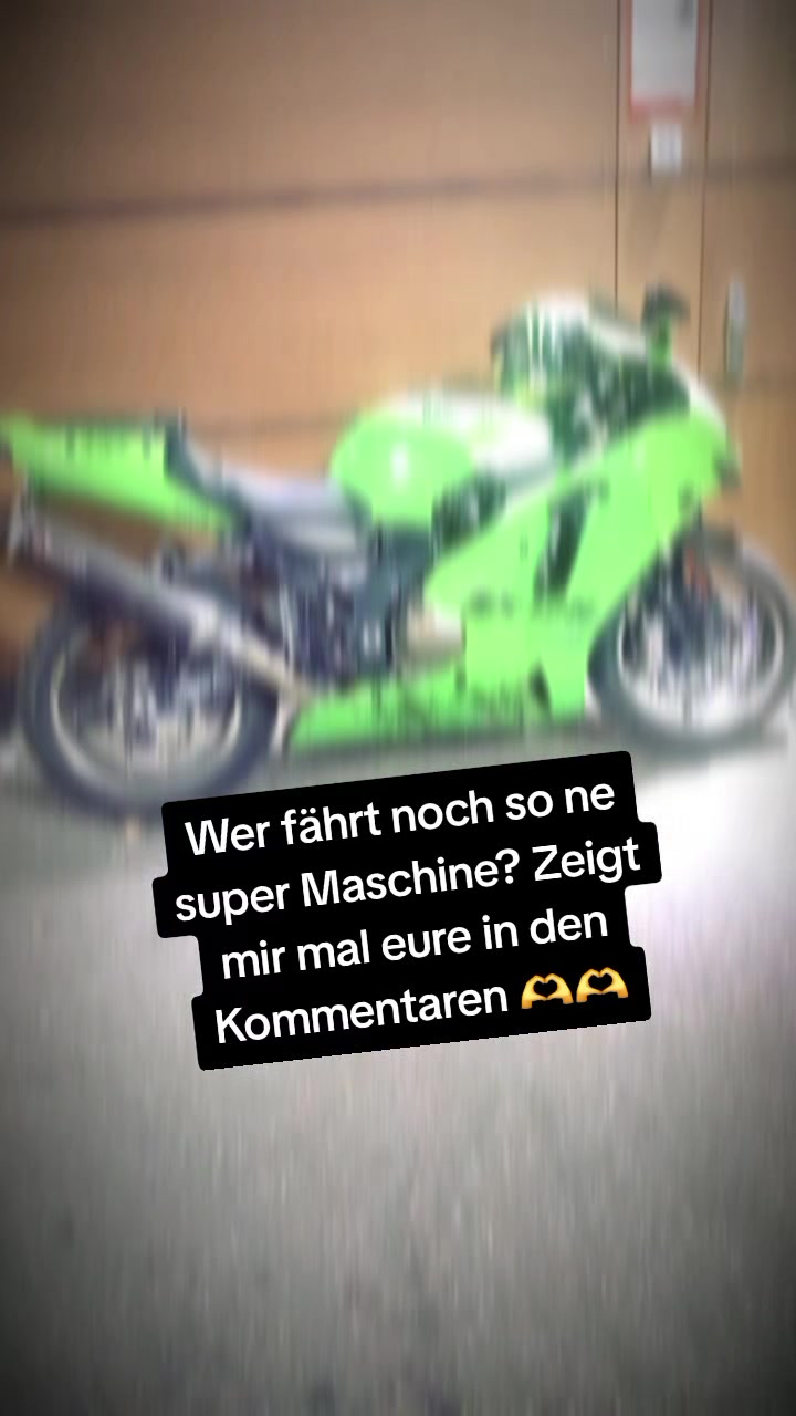 @Zoe🇬🇷🇩🇪