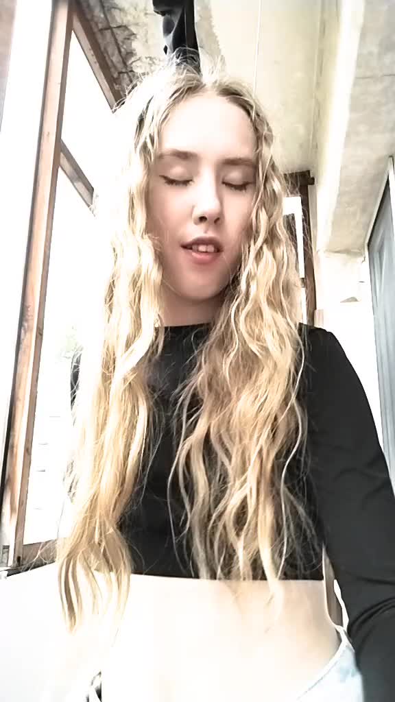 @vikkuteeaa