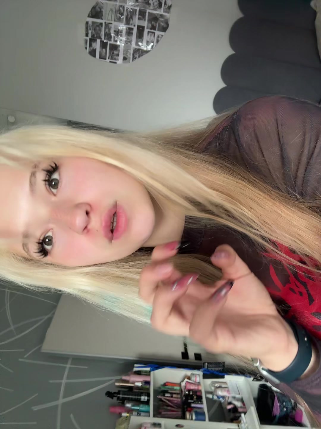 @Серикова