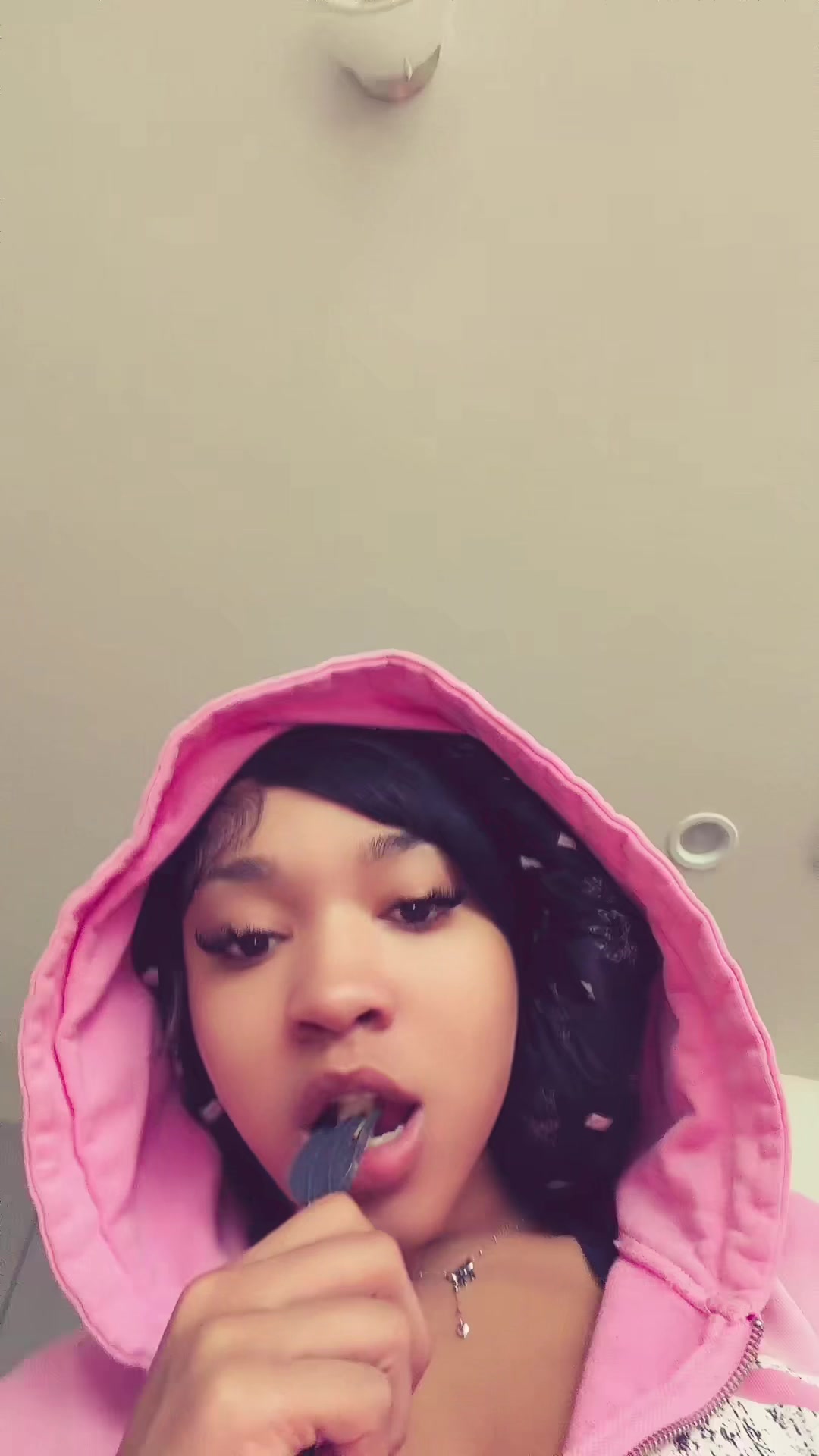 @nicolewayss
