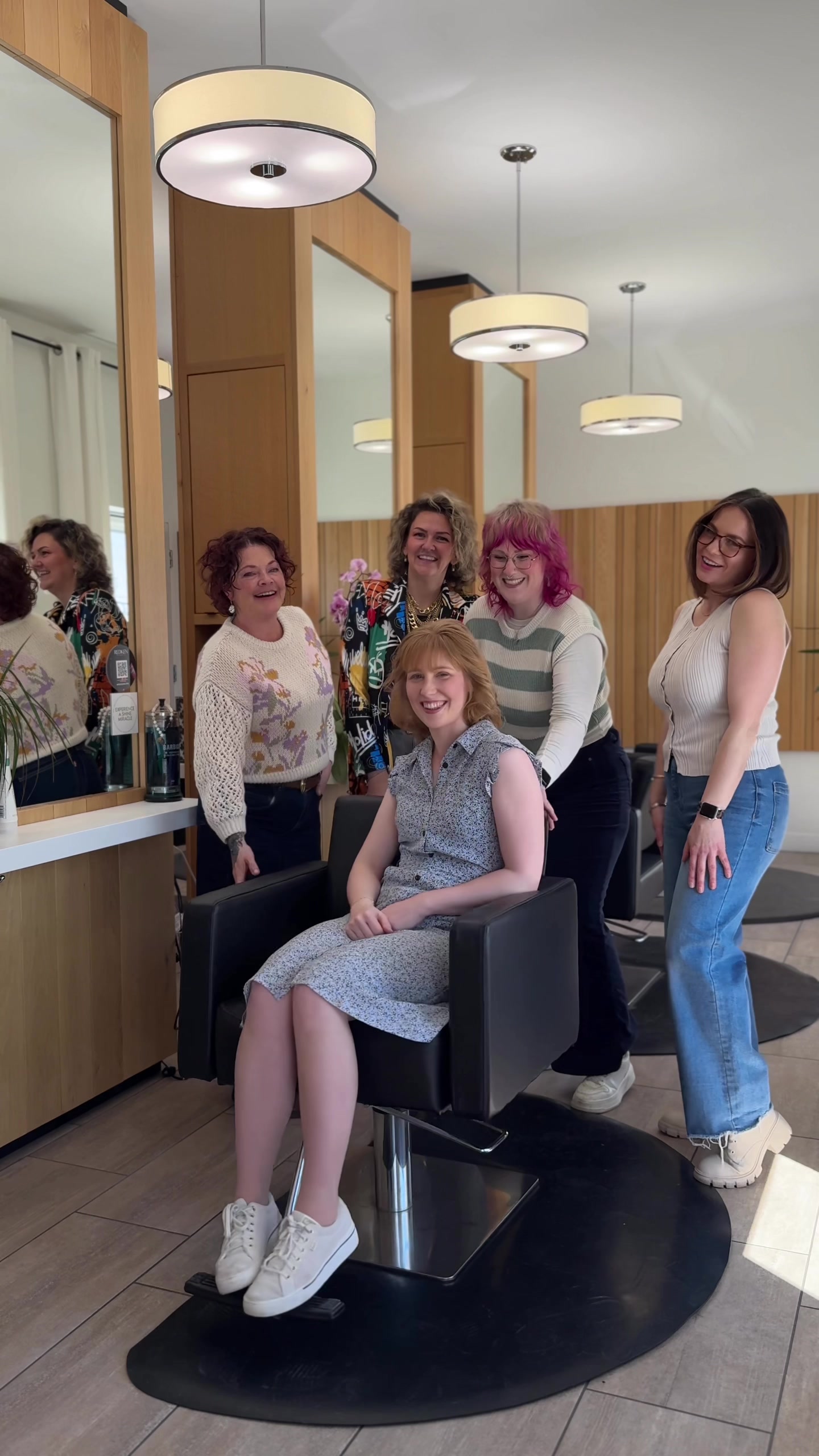 @Emily Gale | HFX Hairstylist