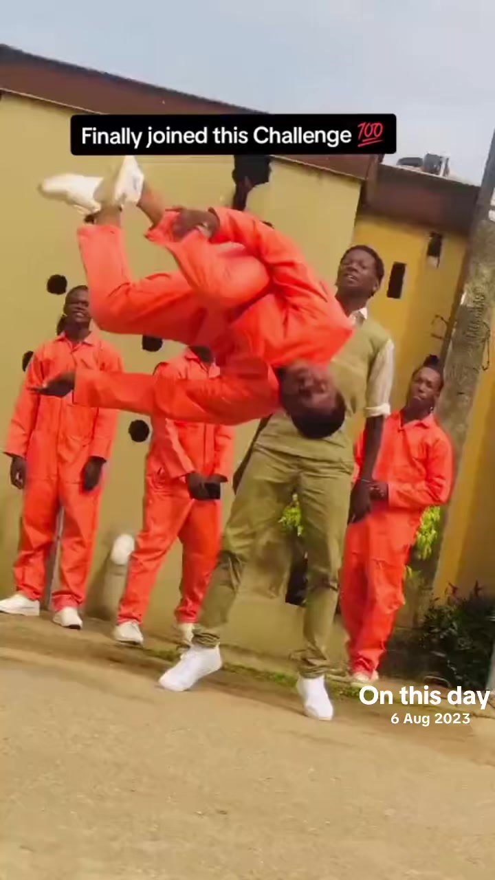 @M&Iuml;STA ONIKOYI 🇳🇬🗡️