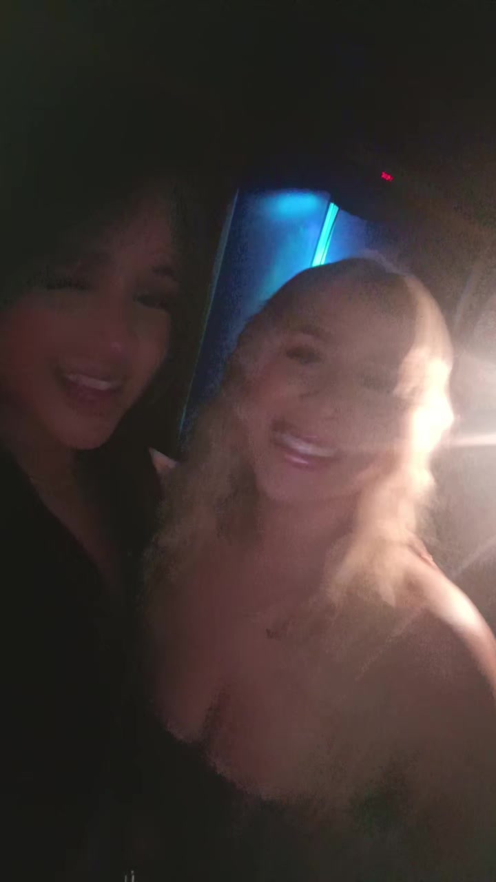 @️