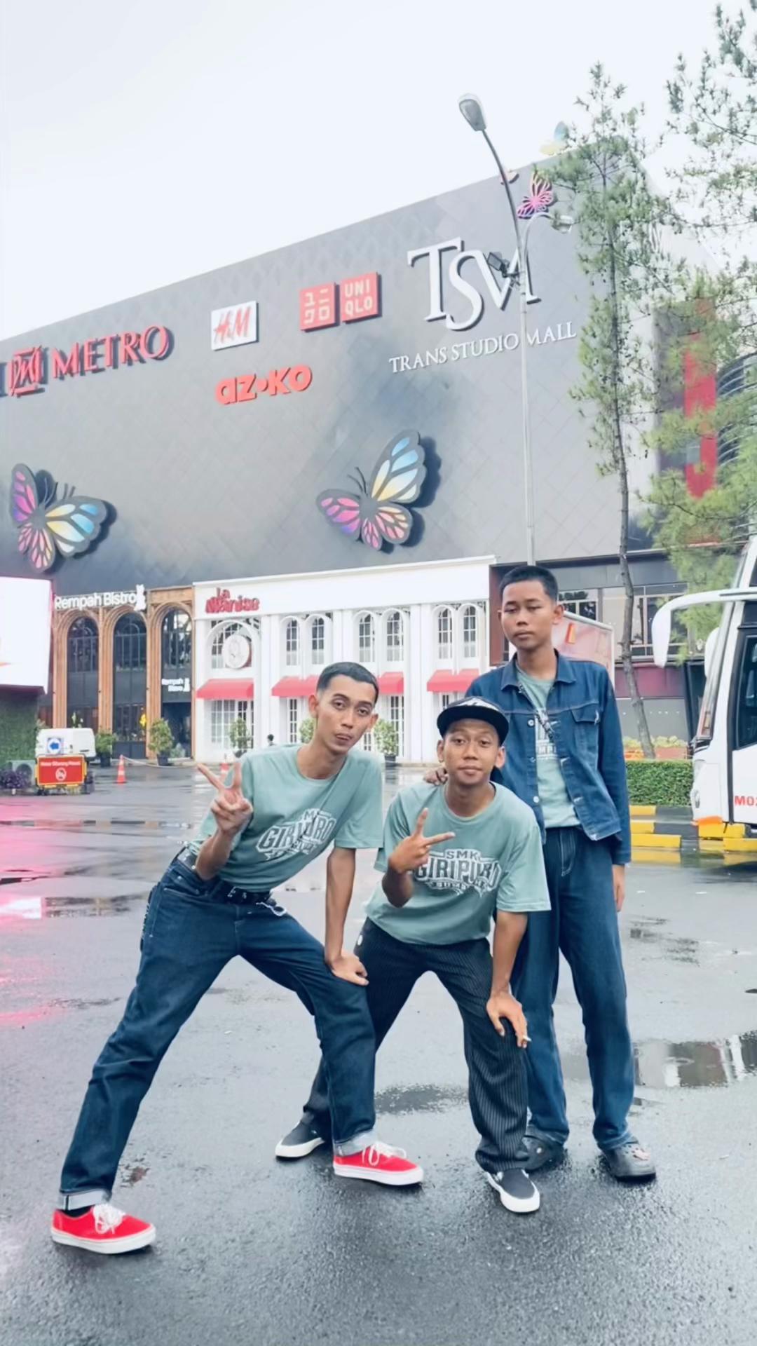 @𝒑𝒂𝒎𝒑𝒂𝒎 𝒌𝒂𝒓𝒂𝒎𝒐𝒚.