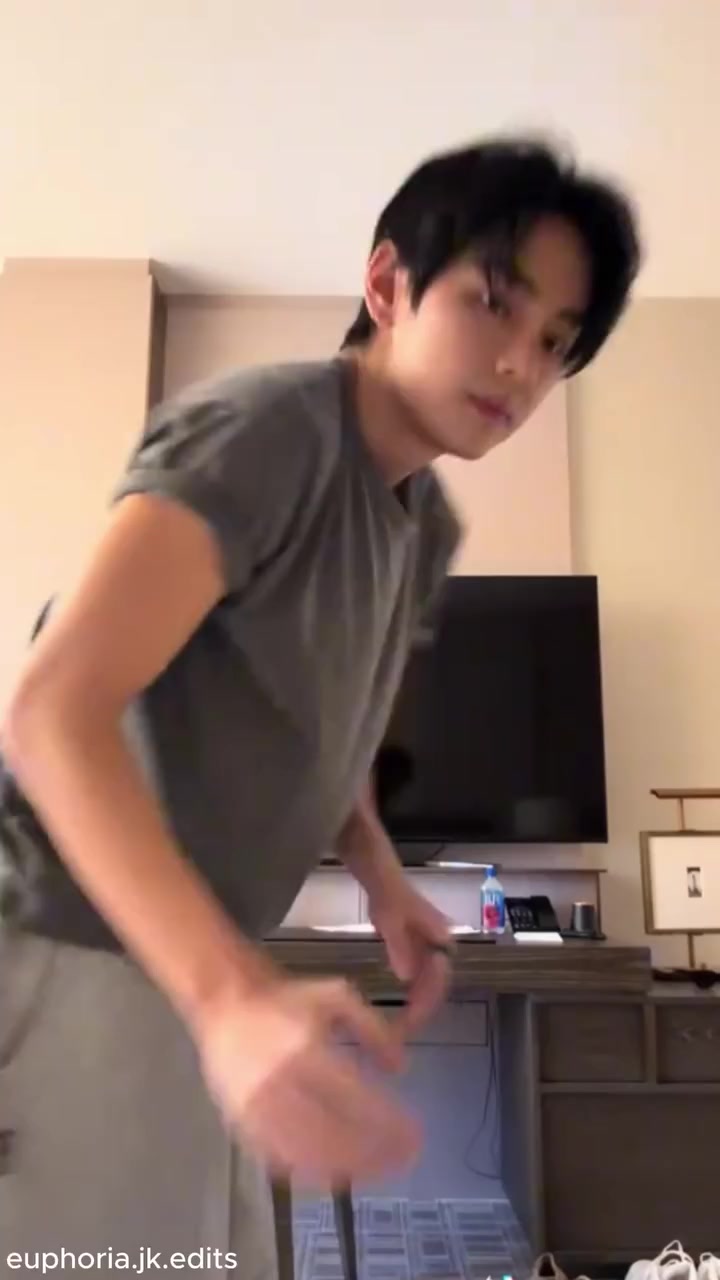 @𝕖𝕜𝕒𝕧𝕜𐤀🐯🐰