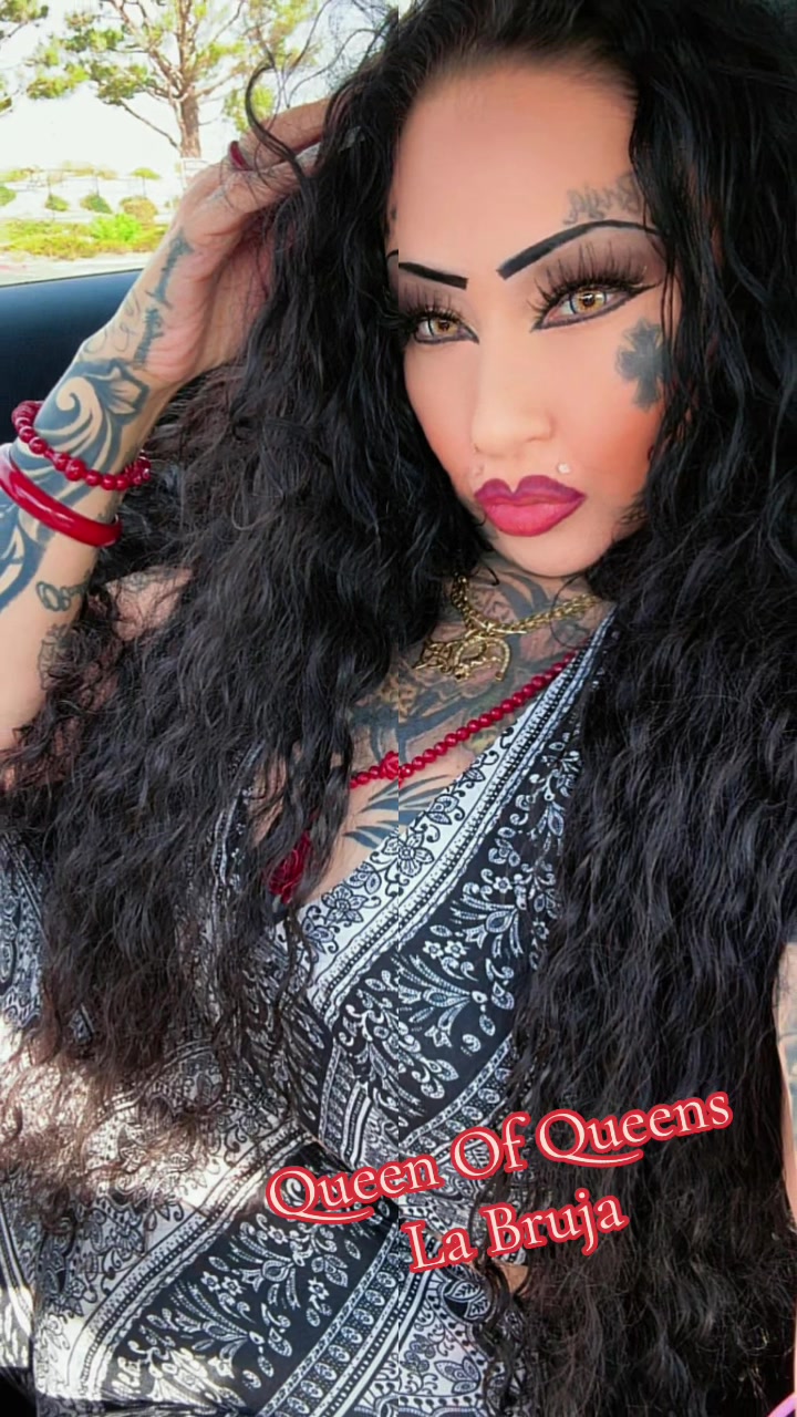 @Queen Bruja Enchanted Boutique