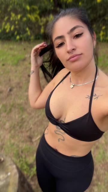 @angieurtubey