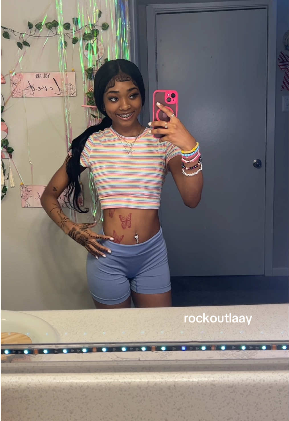 @rockoutlaay