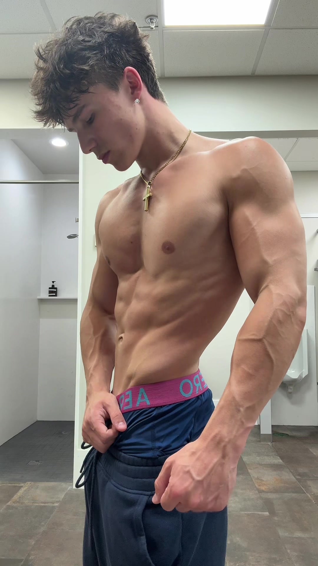 @dylanliftsz_