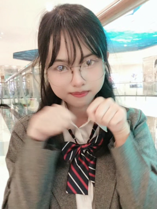 @vii໒꒱