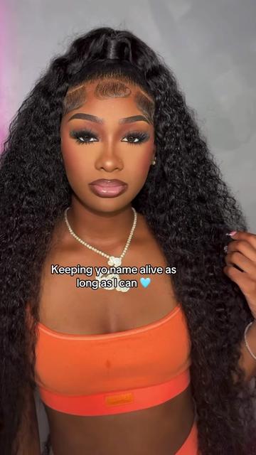 @Monae