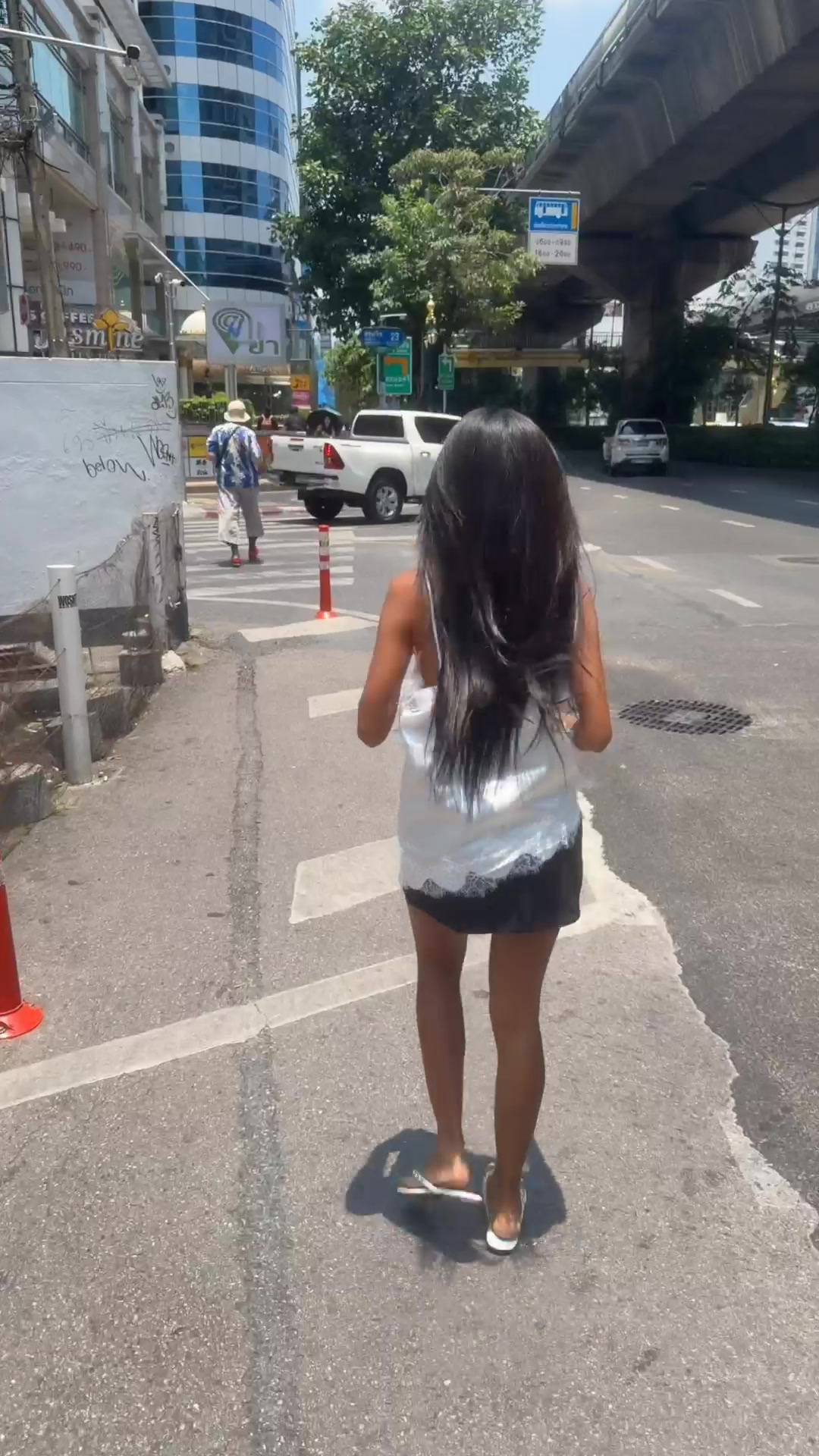 @benzi.miami