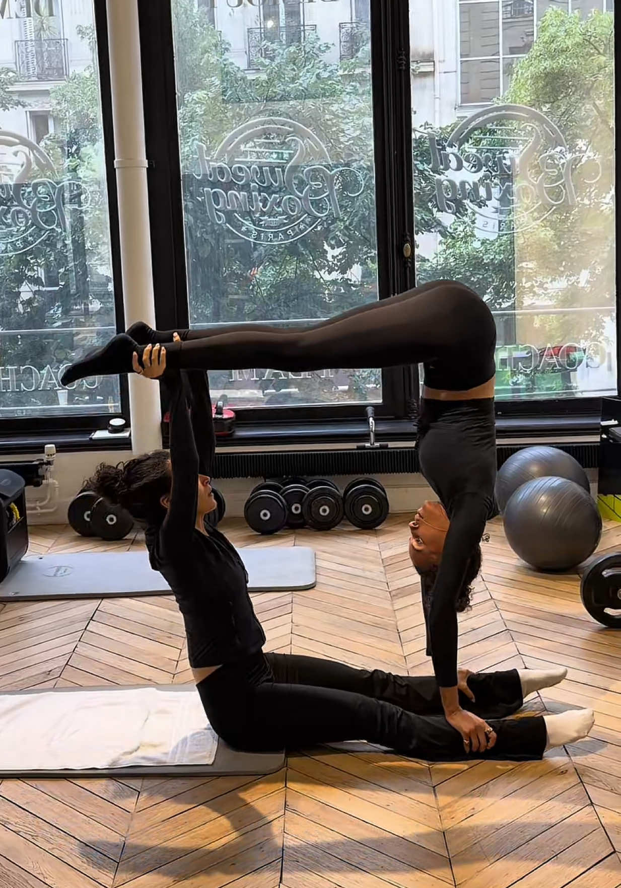 @Cindy Bruna