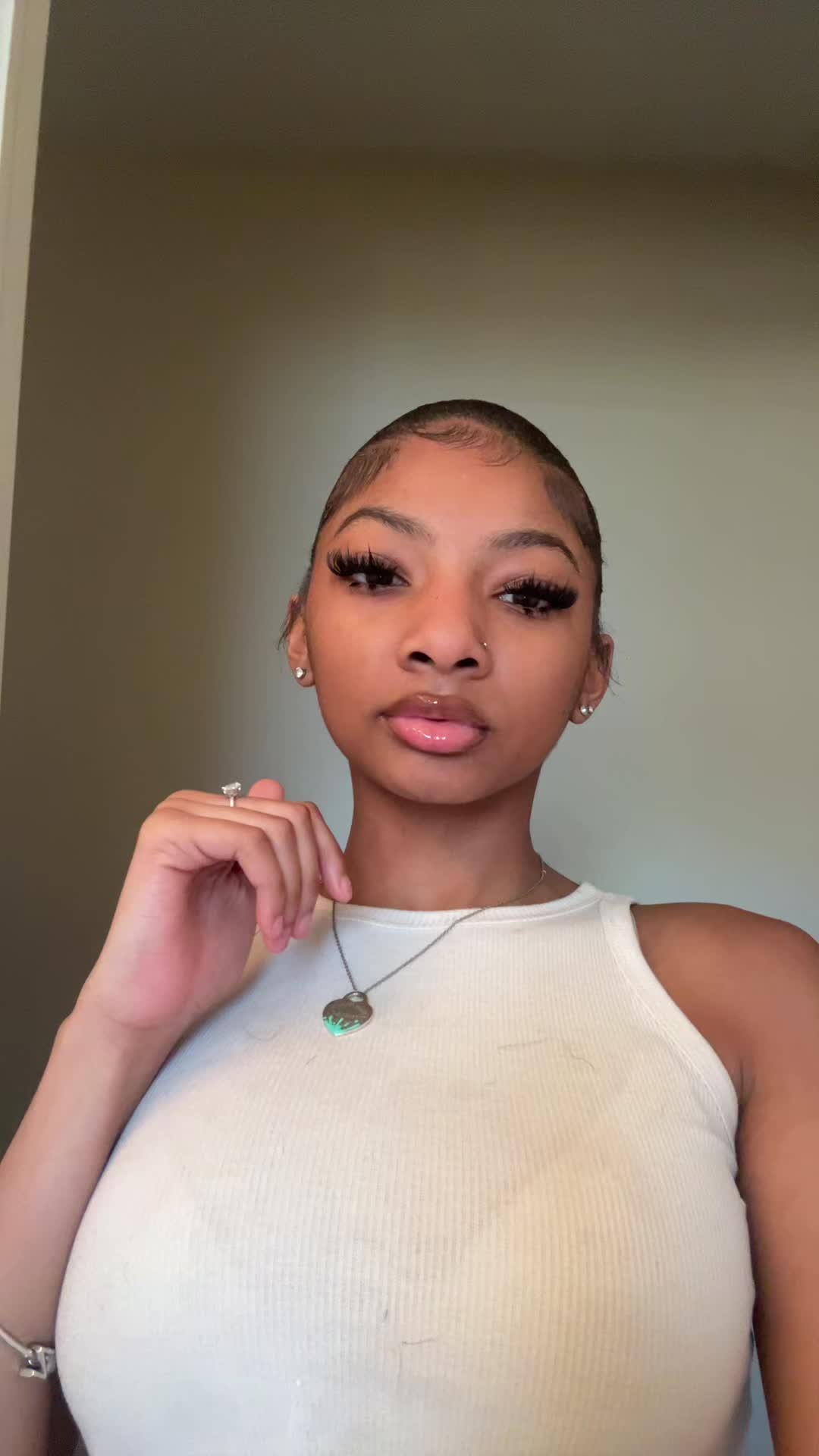 @zoeyy