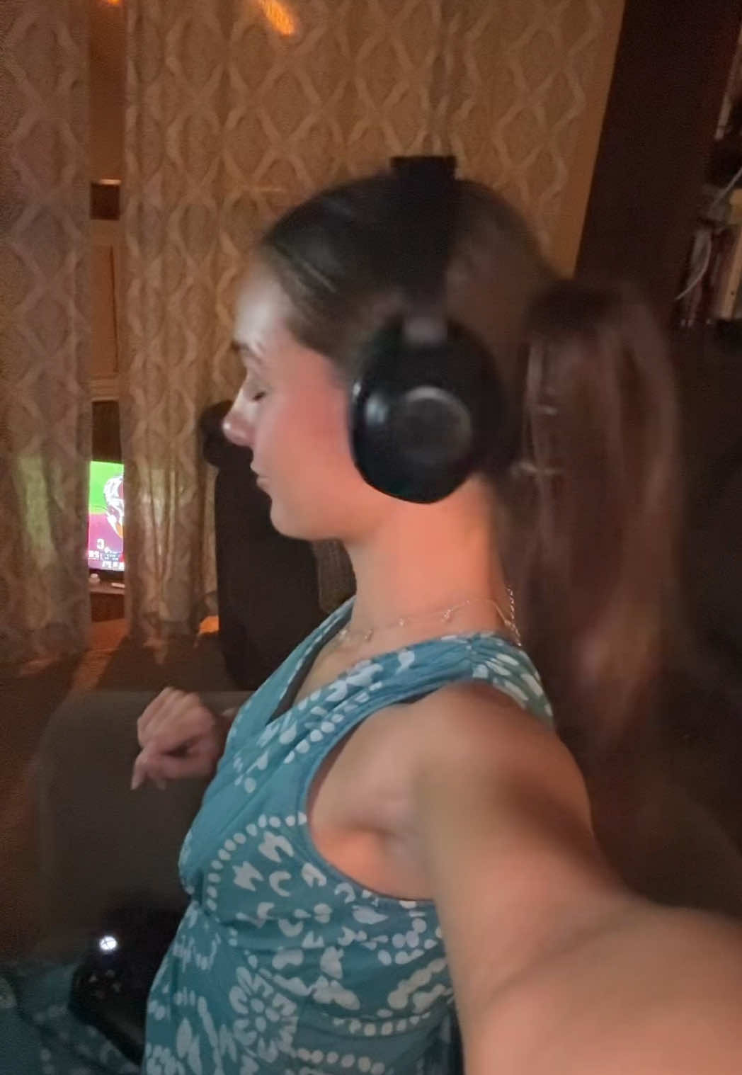 @Karis_faith