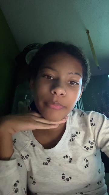@Riri Tyraneh Urrutia