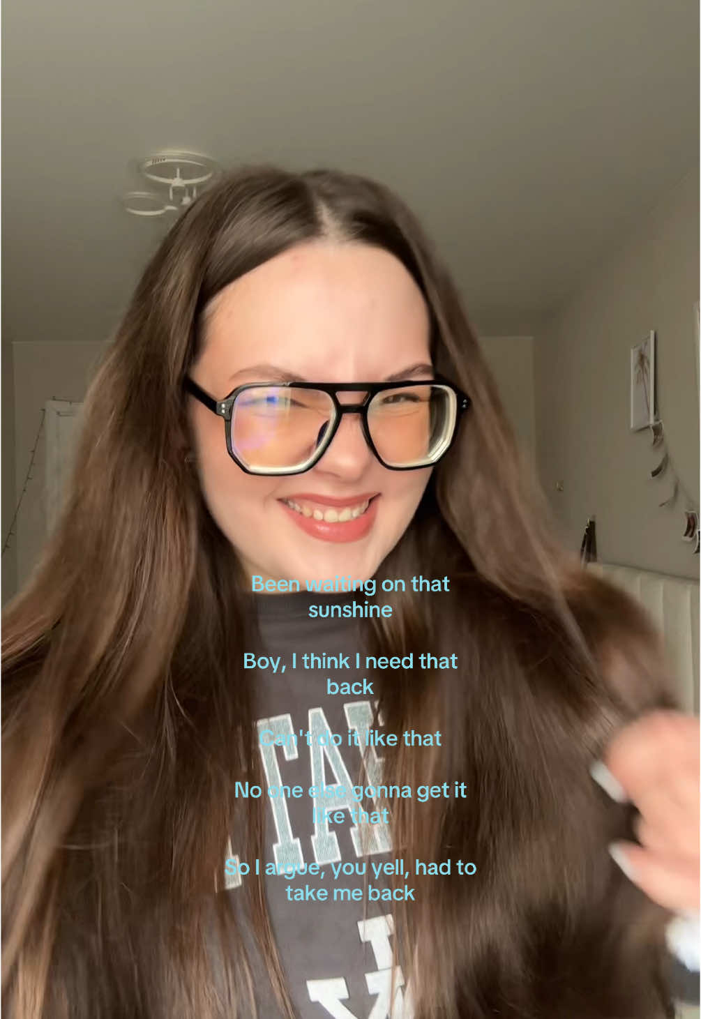 @lenacree_