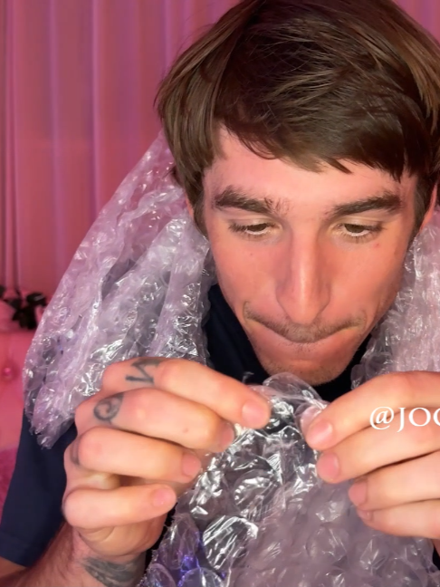 @Joodeeboochoo ASMR