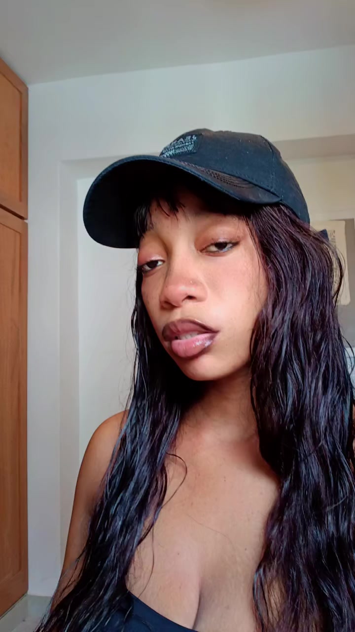 @Esmeralda