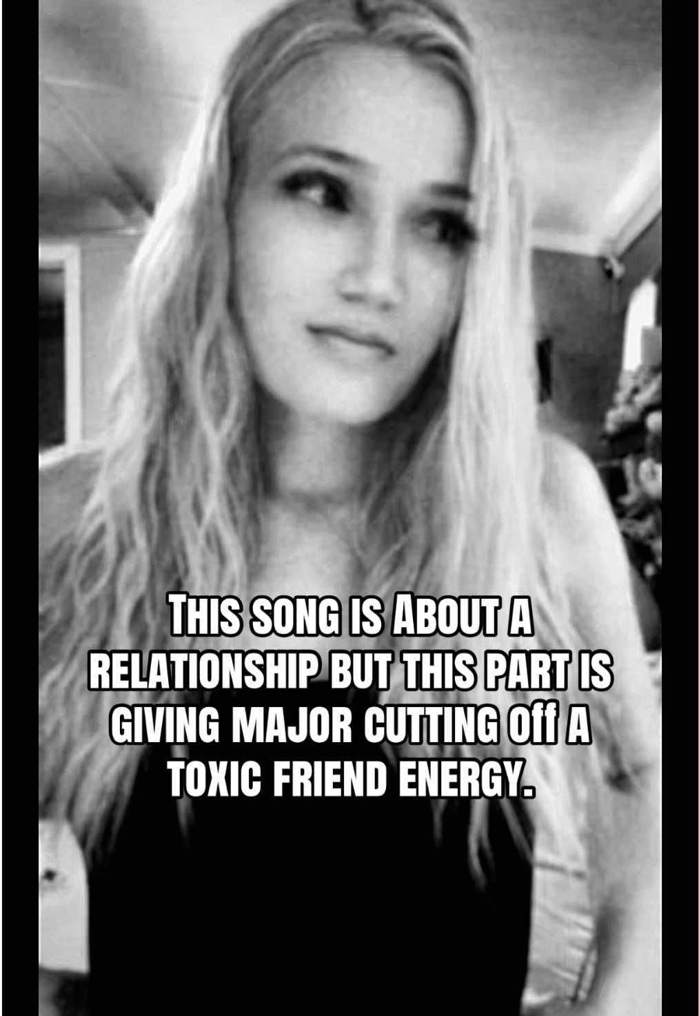 @Reneeinhercar