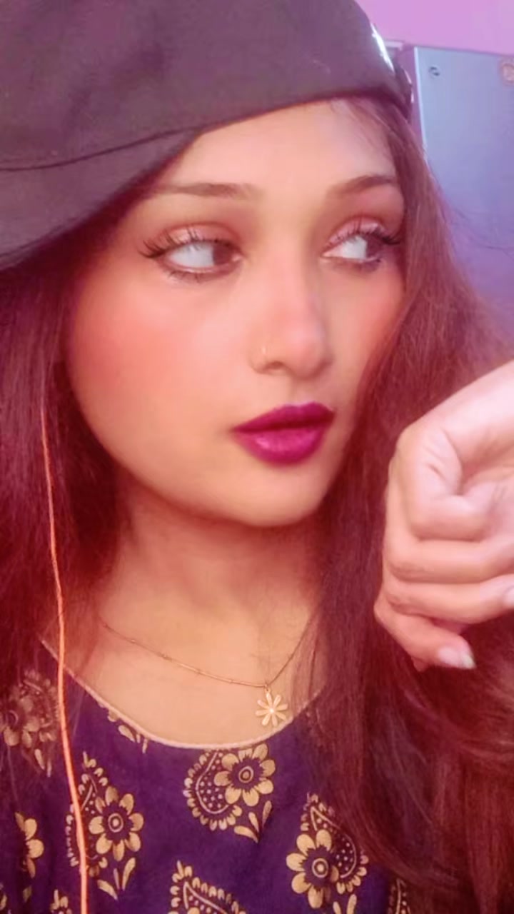 @✷🦋MISS◕❥◕KOMAL🦋✷