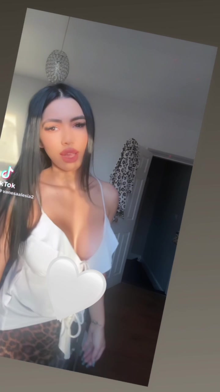 @Andreea🤍