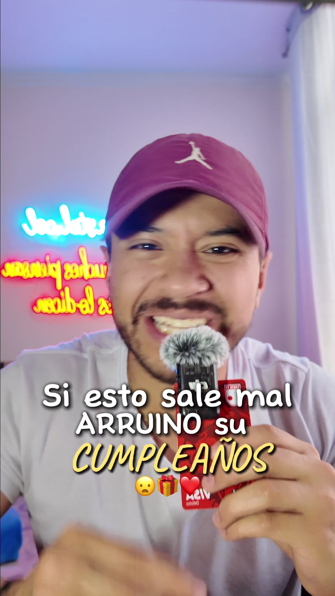 @castel.col