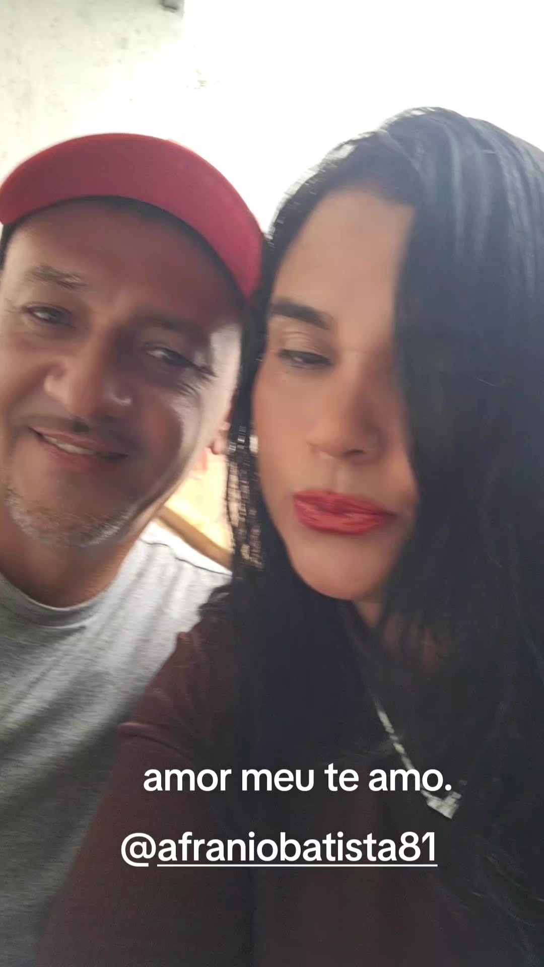 @lucianaoliveira7671