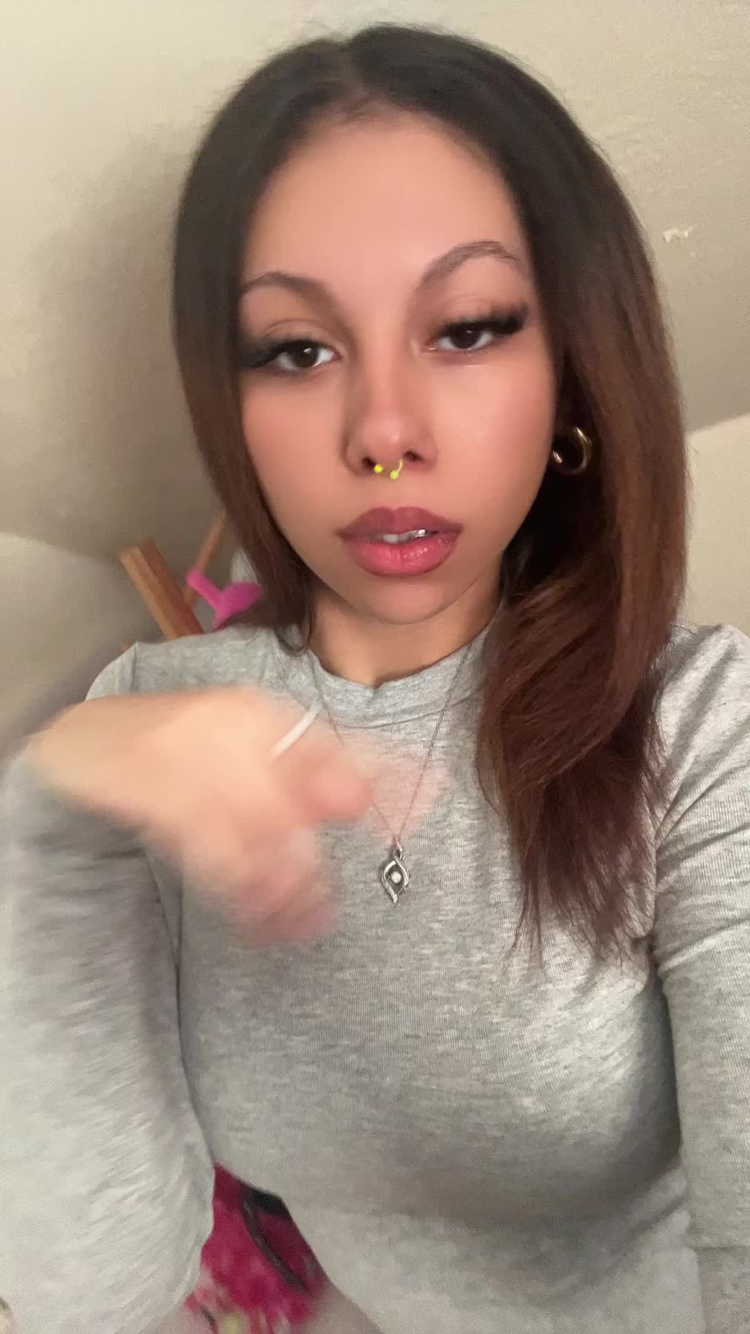 @โง.*๐๐๐๐ฅ๐๐ง๐ขโง.*