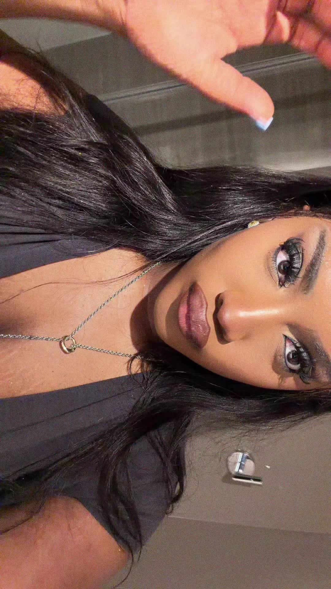 @Fam0usLoner