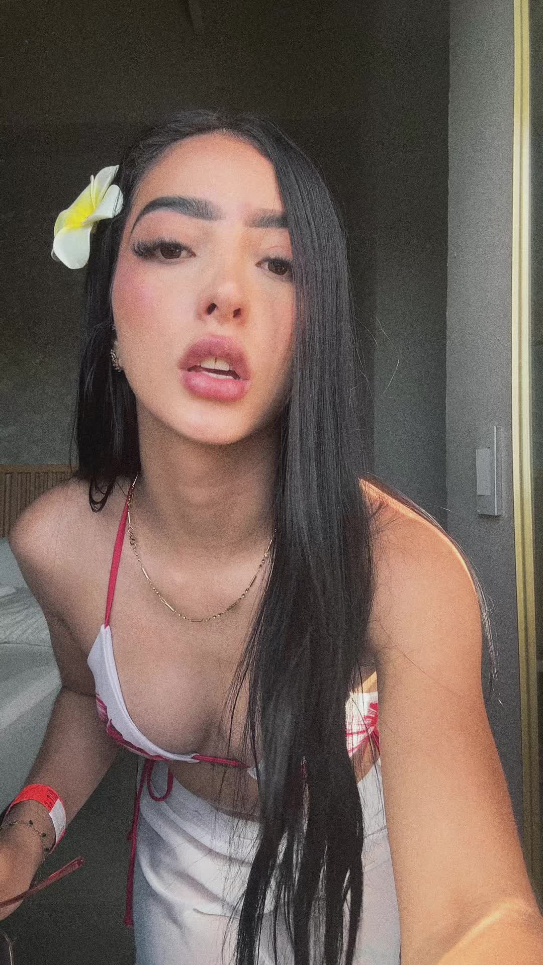 @Ale🙂&zwj;↕️