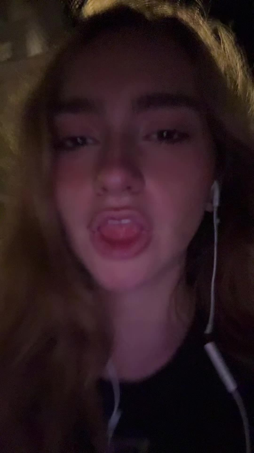 @girlwhosgotitgoingon